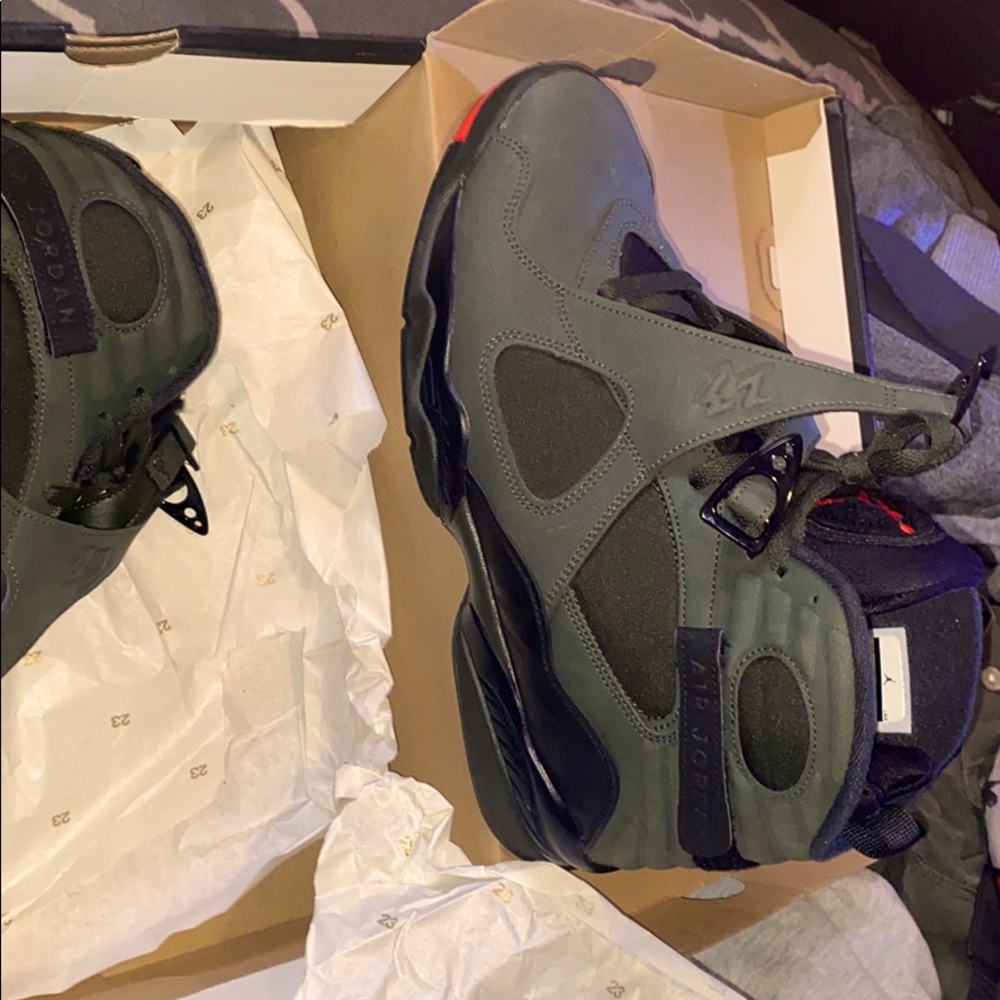 Air Jordan retro 8 sold